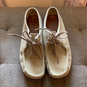 Clarks tan Wallabees sz 8 1/2 M